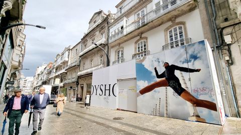 La nueva tienda se construye en el n�mero 25 de la calle del Pr�ncipe, de planta baja y tres alturas.