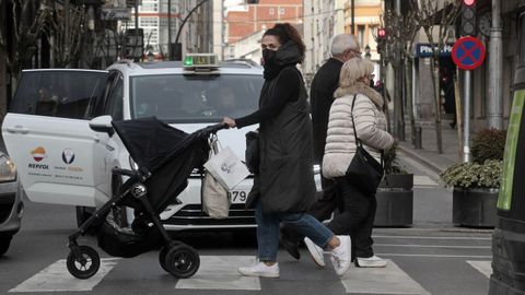 Primer da sin mascarillas en la calle en Monforte