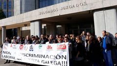 Concentraci�n en Santiago de los trabajadores de Justicia