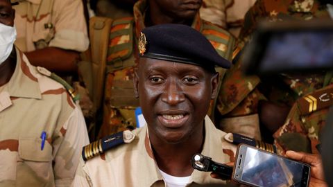 Ismael Wague, coronel portavoz del Comit� Nacional para la Salvaci�n del Pueblo de Mali