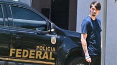 Jair Renan Bolsonaro, hijo del expresidente, sale  de visitar a su padre en la Superintendencia de la Polica Federal donde se encuentra preso.