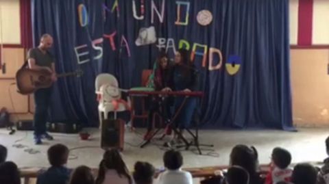 Guadi Galego actuando en el Salgado Torres 