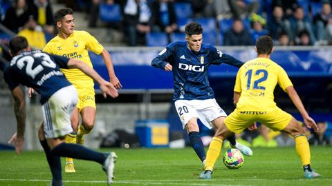 Hugo Rama, durante el Oviedo-Las Palmas