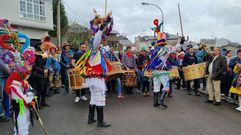 El Fulin da Mourela p'ac en el desfile de entroido de Manzaneda.