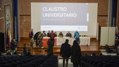 El claustro de la Universidade de Vigo celebr� este martes una sesi�n extraordinaria en la Facultade de Comunicaci�n de Pontevedra