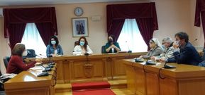 Reuni�n entre representantes del Concello de Barbad�s, Cruz Roja Ourense y las religosas de Sobrado do Bispo