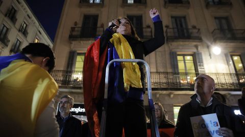 Opositores venezolanos se manifiestan en Barcelona