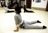 <span lang= es-es >NUEVAS ACTIVIDADES PARA ATRAER A M�S SOCIOS</span>. En breve se dar�n a conocer nuevas actividades, como las clases de baile que se llevan a cabo tres d�as a la semana, en la foto.