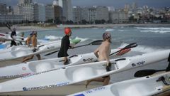 Campeonato galego de salvamento e socorrismo en categor�a abasoluto de praia en la playa de Orz�n en A Coru�a