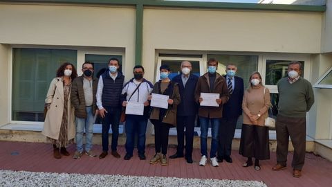 La entrega de los diplomas del proyecto Sementando Ilusi�ns de Cegasal se celebr� el lunes en la Asociaci�n Pro Enfermos Mentales (Apem) de A Coru�a