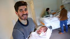 Iago estrena el nuevo permiso de paternidad por 16 minutos