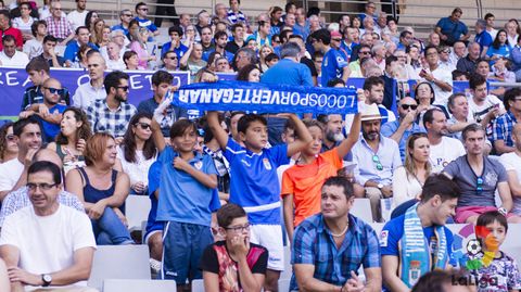 El Oviedo llega a 17.500 abonados.Aficionados durante el partido Real Oviedo - Mirand�s