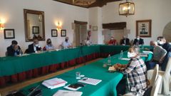 Reuni�n de los miembros jurado del concurso Semente Ribeira Sacra (entre ellos el conselleiro de Econom�a e Industria, Francisco Conde) en la edici�n del 2021