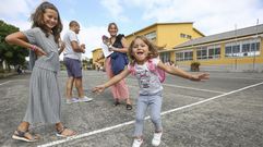 Las im�genes de la vuelta al cole en centros de la Costa da Morte
