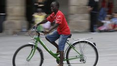 �Queridos Reyes Magos: Este a�o no os olvid�is de traerme una bicicleta�