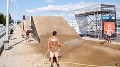 Recorrido por las instalaciones del marisqui�o