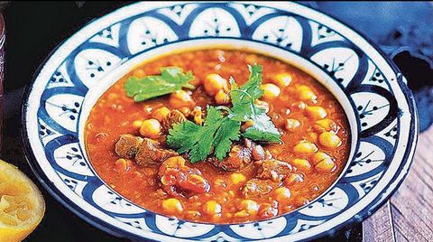 Harira. Llamada tambi�n sopa del Ramad�n. En Marruecos la toman despu�s del ayuno.
