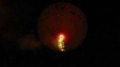 El globo de Betanzos ya volando en el cielo