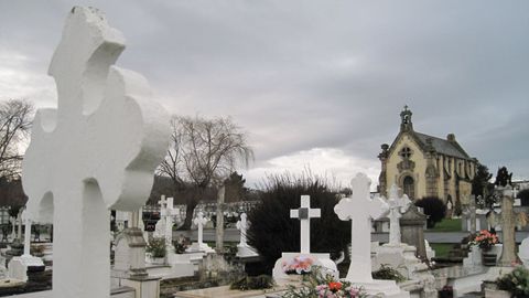 El cementerio municipal de Ribadeo, donde ser� enterrado este s�bado El�as Garc�a