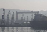 La �ltima plataforma fabricada en el astillero de Fene abandon� la r�a en el 2004. 