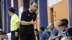Juanma Marrube, durante la presentaci�n en el Vista Alegre ante el Ribeira.