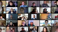 Formadores y alumnos de la escuela asturias F 5