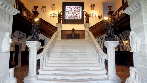 Escalera del acceso principal al pazo de Meir�s