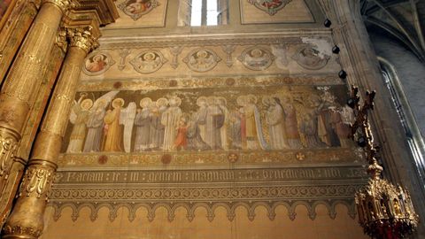 Murales del presbiterio antes de la restauracin, en una imagen de archivo