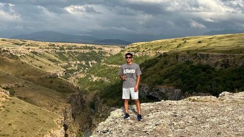 Yerbolat Polatuly en el can Aksu, en Shyment, de donde procede, al sur de Kazajistn