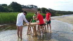 Uno de los primeros asaltos musicales, en la laguna de A Frouxeira, en 2018