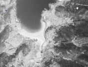 En 1945, Viveiro ofrec�a una imagen muy diferente a la actual. La r�a no hab�a sido rellenada todav�a y zonas como Covas, Cantarrana o el llamado Para�so estaban a a�os luz de lo que son hoy