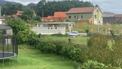 El coche apareci� abandonado en una finca de la zona de O Cami�o Ancho