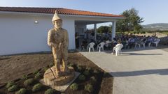 Escultura de O Xestal inaugurada hace unos d�as en Lema