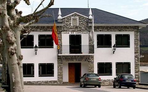 Fachada del edifico que acoge la sede consistorial. 