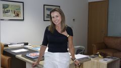 La ingeniera Lorena Solana, en su despacho en la sede del Colegio en A Coru�a.
