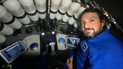 El lucense H�ctor Salvador