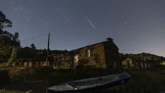 Lluvia de estrellas vista desde Canelias, en Gures (Cee)