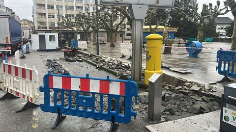 Los trabajos en el centro de Ordes comenzaron este lunes