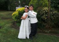 Mar�a y Miguel hicieron la primera comuni�n en Eir�n. 
