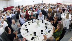 Comida de los mayores en A Pobra do Caramiñal