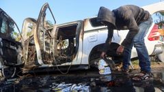 Restos del veh�culo de World Center Kitchen atacado por Israel.