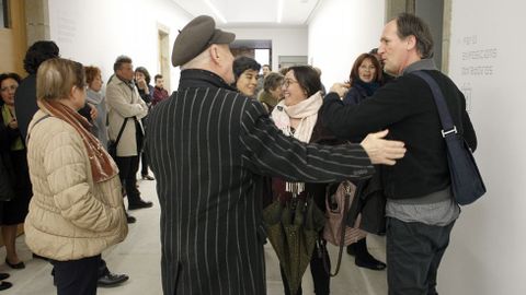 Paco Pestana saluda al arquitecto Juan Creus