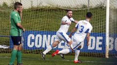 scar La Magia celebrando el gol de penalti que acababa de cobrarse