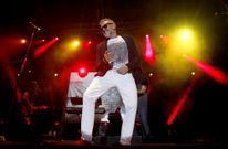 Rafa S�nchez, l�der de La Uni�n, no defraud� a los incondicionales que acudieron al concierto. 