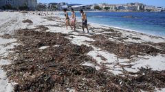 As� se encontraron los ba�istas el arenal de Riazor