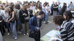 Foto del pasado mes de junio en el acceso al examen de educacin primaria, en el IES Lamas de Abade de Santiago