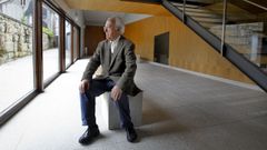 Manuel Gallego Jorreto, no auditorio da Illa de Arousa, unha das s�as obras