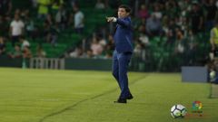 Marcelino durante un partido del Valencia