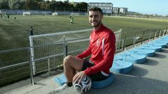 Arturo, en la grada del Marcos G�mez de O Cembedo.