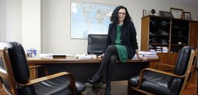 Margarita Hermo, en su despacho en Jealsa, donde desarrolla su labor desde el a�o 2003 mano a mano con la direcci�n. 